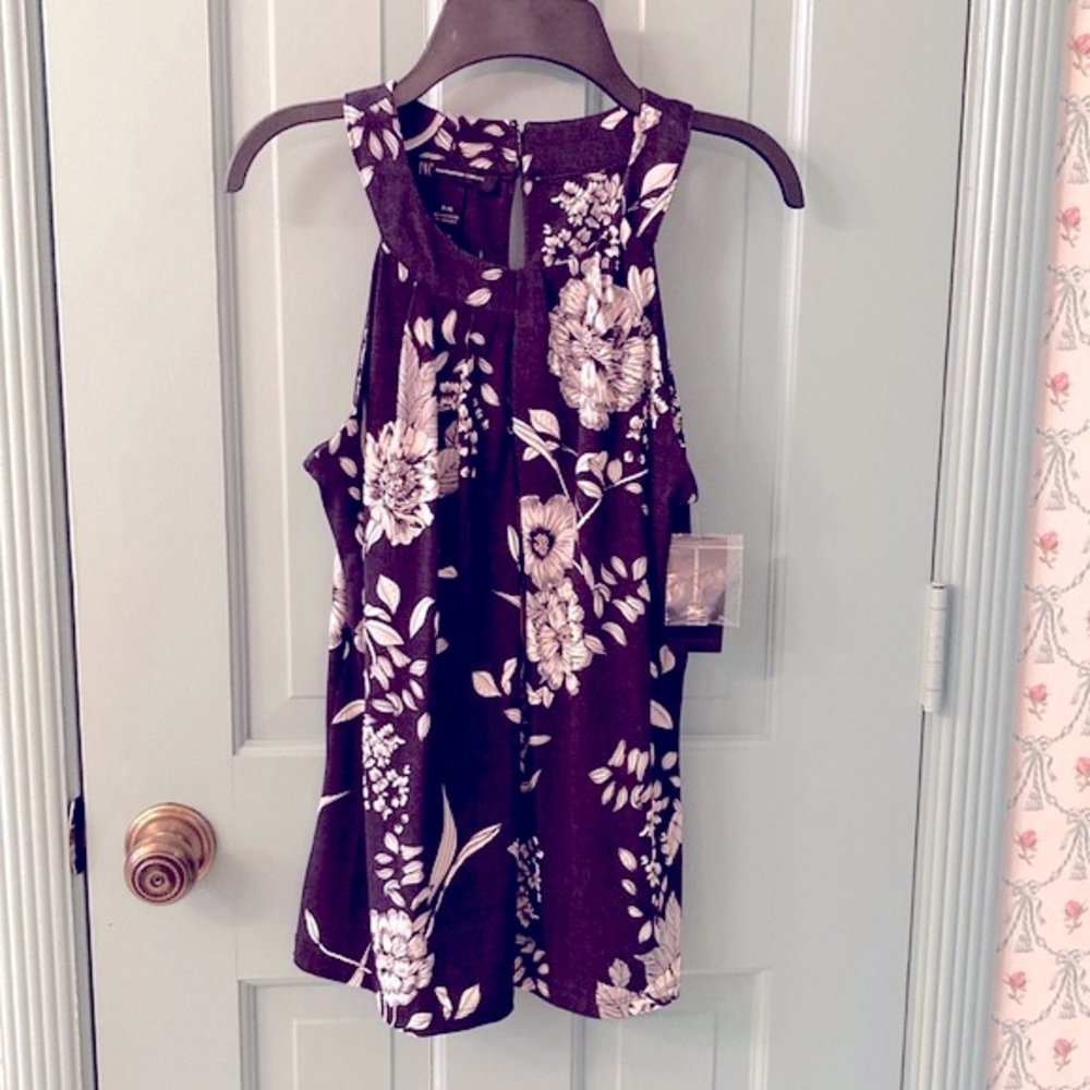 NWT INC International Concepts Black and White Floral Halter Top, Petite Medium